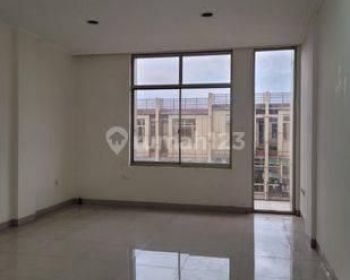 Ruko di Green Village HGB Bagus dan Semi Furnished