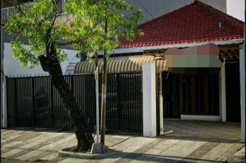 *Disewakan rumah pucang anom surabaya*