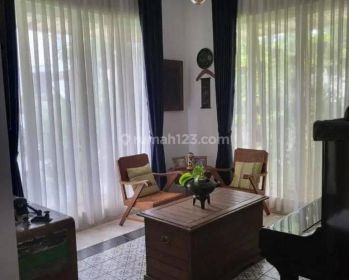 Rumah Hook Cantik Dan Modern Di Sektor 9 Bintaro Jaya Om12305