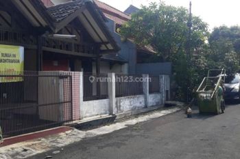 Rumah kantor Siap Huni Yati