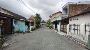 Belakang Kampus Upn Jogja, Jual Tanah Bonus Bangunan