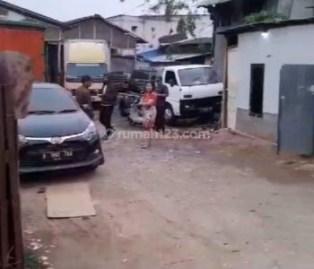 Tanah Luas 400m² di Jl. Jurumudi Tangerang