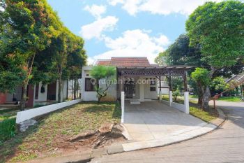 Rumah Hoek Tanah Luas Di Depok Strategis Harga Nego Free Biaya J13474