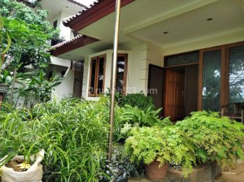 Fot Renat Disewakan Rumah di Kemang Selatan Abdul Madjid Jakarta Selatan