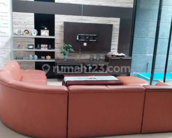 Rumah Cantik Asri di Setra Duta Bandung