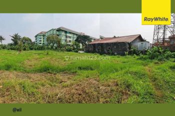 Tanah Luas Pondok Melati Tepi Jalan Akses Masuk Tersendiri