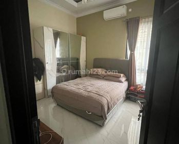 Rumah 2 Lantai SHM 
Full furnished