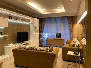 Disewakan Apartemen Residence 8 Senopati 3Br 3km Luas 180m²