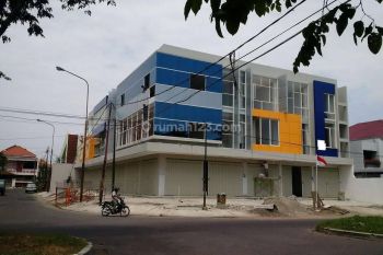 Ruko Dharmahusada Indah Siap Pakai