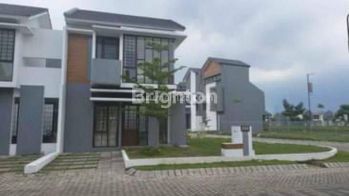 RUMAH MINIMALIS KONSEP SCANDINAVIAN DI DAERAH CANDI SIDOARJO