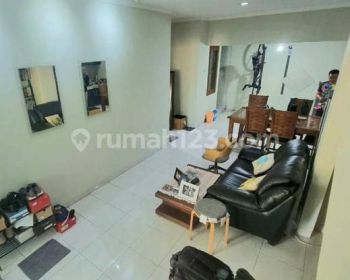 Rumah 2 lantai posisi hoek di cluster emerald discovery bintaro jaya