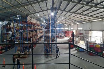 Gudang di Karawaci,tangerang,1650m2,bs Cont 40 Ft,harga 55 Rb M
