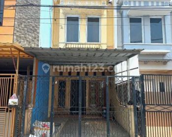 Rumah Sewa Murah di Permata Taman Palem, Jakarta Barat