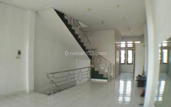 Ruko Cocok Untuk Tempat Usaha di Jalan Jend Sudirman Bandung