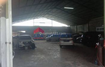 Gudang siap pakai di daerah Karawang. Akses jalan luas!