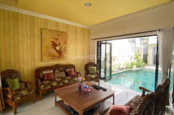Rumah Sewa Semi Villa Suasana Rumah Yang Nyaman Dan Asri di Jalan Tukad Badung