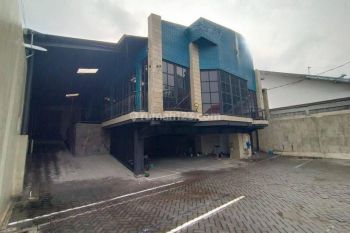 Disewakan Gedung 1000m² siap Pakai Singosari Pleburan Semarang