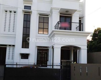 Rumah Bagus Siap Huni di Lebak Lestari Indah, Jl Soka Lestari Lebak Bulus,