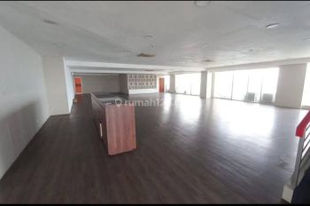 Jual Ruang Kantor di Grand Slipi Tower Palmerah Siap Pakai