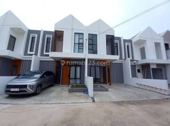 RUMAH MURAH 2 LANTAI TANPA DP CUKUP BOOKING SAJA SIAP HUNI