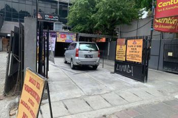 Rent Ruko: Ruko Pasar Minggu