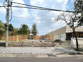 BANGUNAN HITUNG TANAH NOL JALAN RAYA HR MUHAMMAD, Strategis