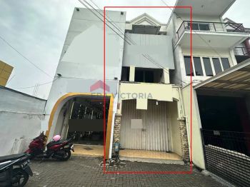 Ruko 3 Lantai Cocok Untuk Bisnis di Poros Soekarno Hatta Malang