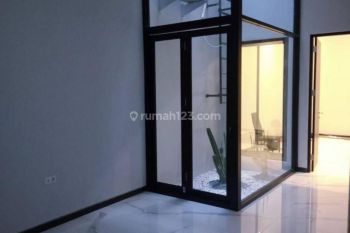 Dijual Rumah Baru Gress Mulyosari 2 Lantai