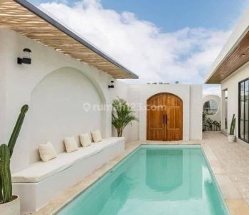 Di Leasehold Villa Mewah View Sawah D Padonan, Canggu St0074