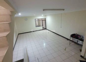 Dijual/Disewakan Ruko Siap Huni, Cocok usaha, Lokasi Strategis di Kurdi