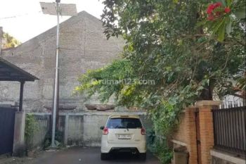 Dijual cepat rumah strategis    Rempoa Ciputat