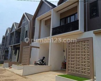 Townhouse 2lantai Akses Super Strategis Dan Aman