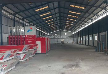 Gudang Disewakan di Panongan Curug, Kabupaten Tangerang