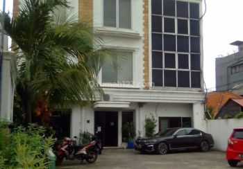 Ruko Gandeng 3 Strategis Pinggir Jalan, di Jl. Ciputat Raya. Lokasi Dekat Toll