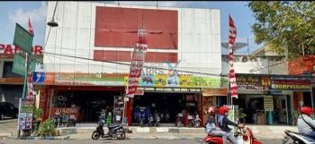Bangunan Komersial, Ruang Usaha di Jalan Wr. Supratman, Kutoanyar Tulungagung