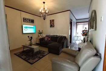 Disewakan Ruang Usaha di Lantai 2 Sayap Burangrang