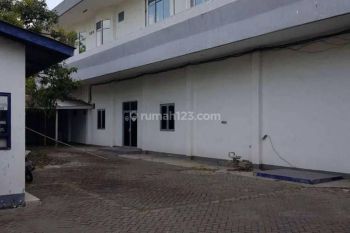 GUDANG WARU BREBEK RUNGKUT