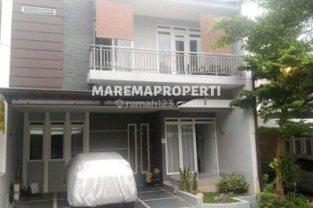 Rumah bagus SHM terawat 2 lantai cluster arcadia geger kalong bandung