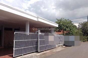 Disewakan/kontrak rumah di tu di Turangga buah batu Bandung SHM siap huni