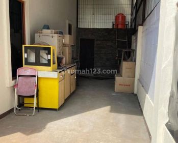 Jual Sewa Rumah Minimalis di Setraduta Bandung