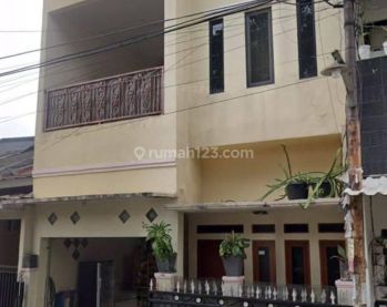 Rumah Murah Siap Huni dengan 2 Lantai dan Hunian Nyaman @Pamulang
