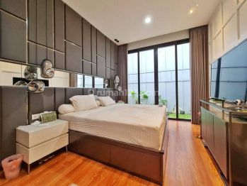 Dijual Rumah NAVAPARK 3 Lantai Semi Furnished Full Renovasi  di BSD