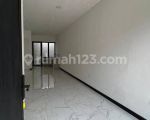 thumbnail-rumah-baru-modern-minimalis-bebas-banjir-di-griyaloka-bsd-10