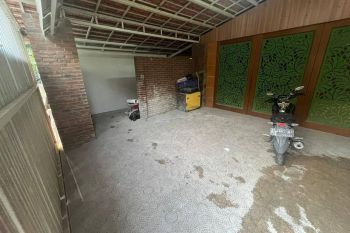 Rumah Surabaya Timur Cocok untuk Kantor Gudang Usaha dkt Kenjeran Mulyosari MERR