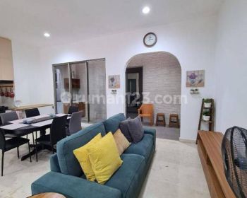 Rumah Golf Island 8x20m Full Furnished Rapi