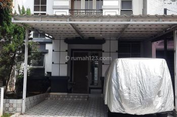 Disewakan Rumah Bsd , di The Green, Tangerang, 2 Lt, Sdh Renov, Kmr Utama Bsr,