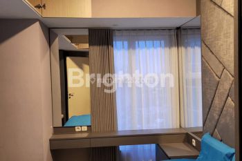 UNIT FULLY FURNISHED DAN VIEW SPEKTAKULER DI APARTEMEN AMOR PAKUWON CITY TYPE 2