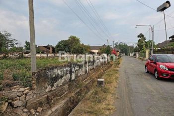 TANAH PEKARANGAN LUAS DI DAERAH WATES