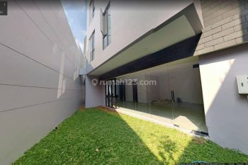 Dijual Rumah Baru 3 Lantai Modern Desain By Hadi di Sukawarna