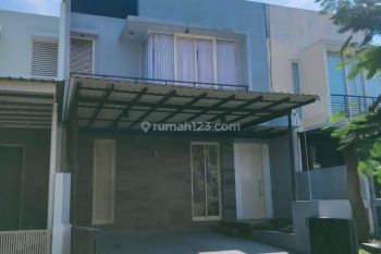 Rumah di Perumahan Dian Istana blok C 2 Lantai SHM Bagus Selatan